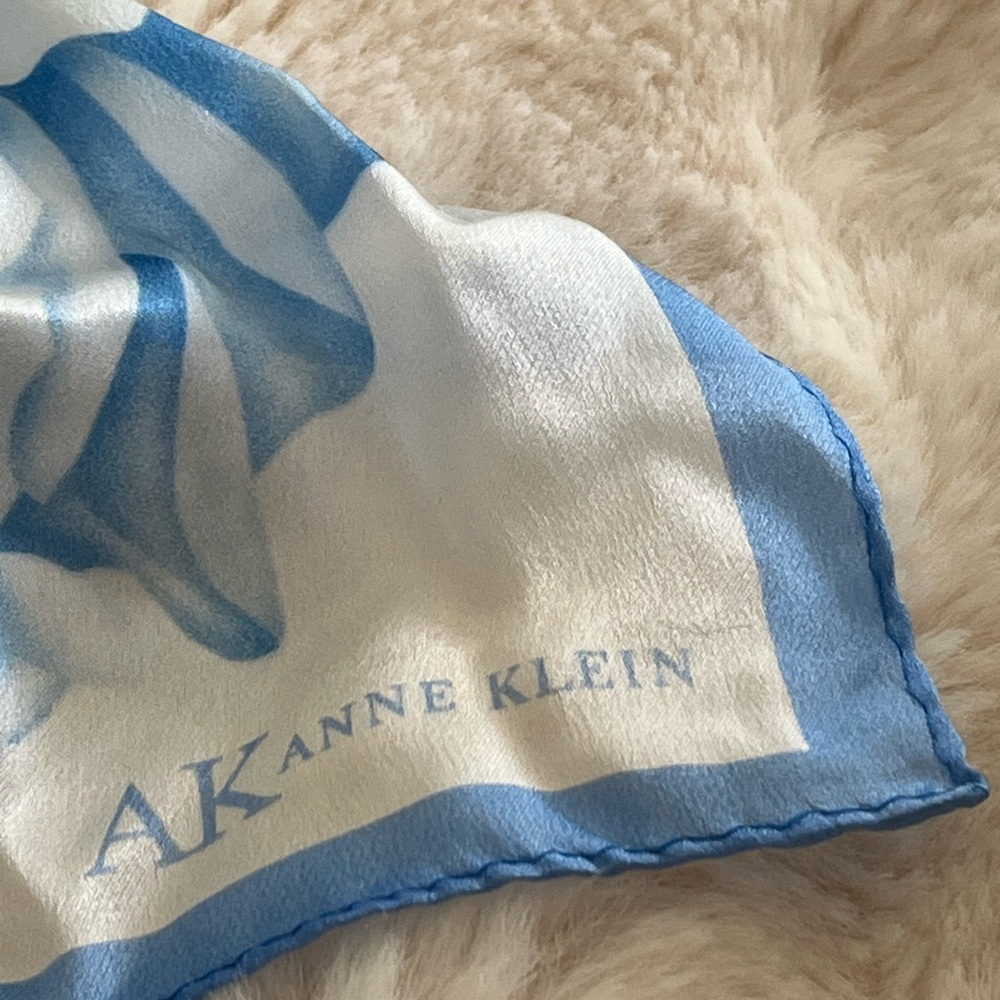 Gorgeous Anne Klein Blue & White Floral Silk Scarf!